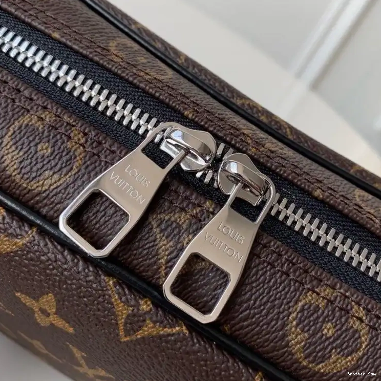 Brother Sam Yupoo Bags 19B5790076 LV 0415